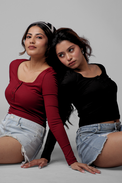 Ribelle Henley Button Up Top - Cherry Red