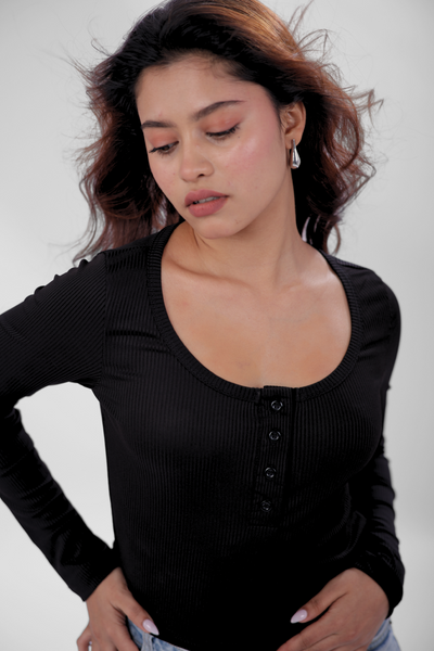 Ribelle Henley Button Up Top - Midnight Black