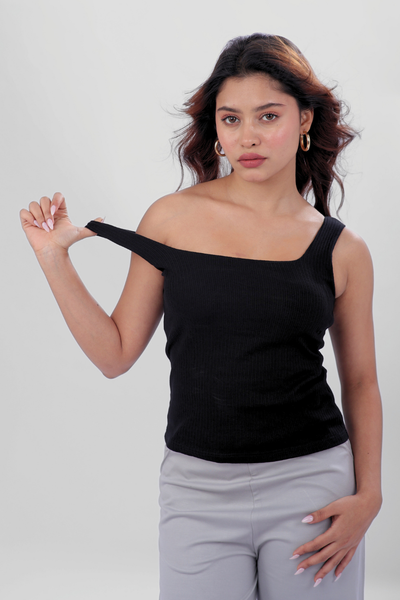 The 'Unhooked' Inbuilt Bra Top - Black